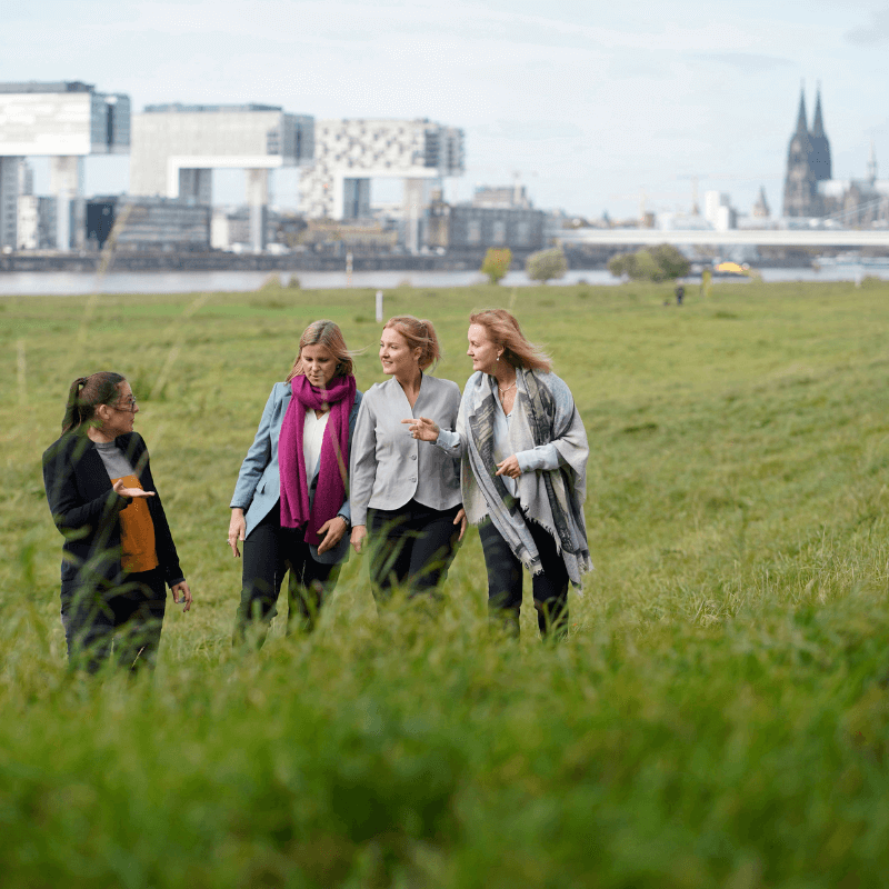 werte-im-team-erarbeiten_teamwerte_frauen-im-austausch Werte im Team erarbeiten, Teamwerte, Frauen im Austausch