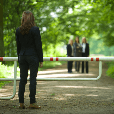 deeskalation_gewaltpraevention_schranke Deeskalation, Gewaltprävention, geschlossene Schranke und Konflikte